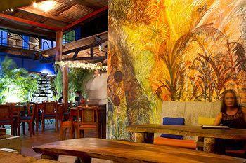 Hotel El Caite 4*